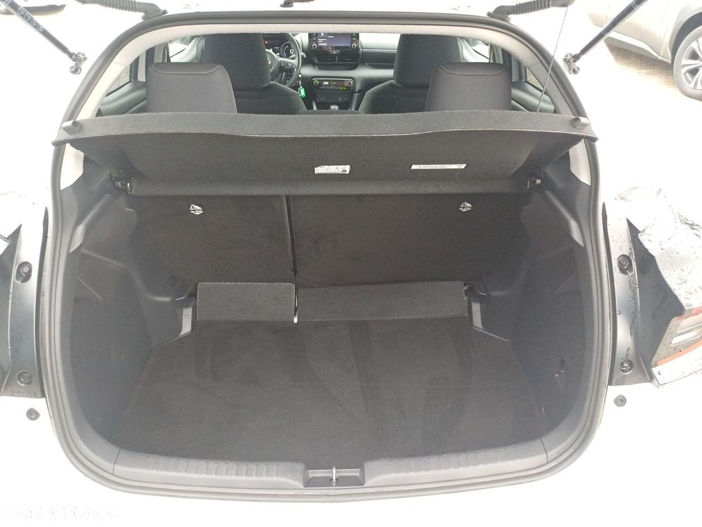 Toyota Yaris Hybrid 1.5 Comfort - 12