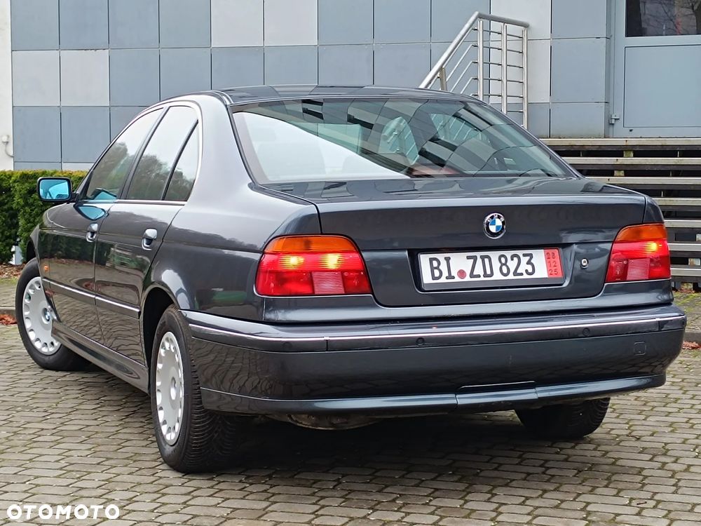 BMW Seria 5 - 29
