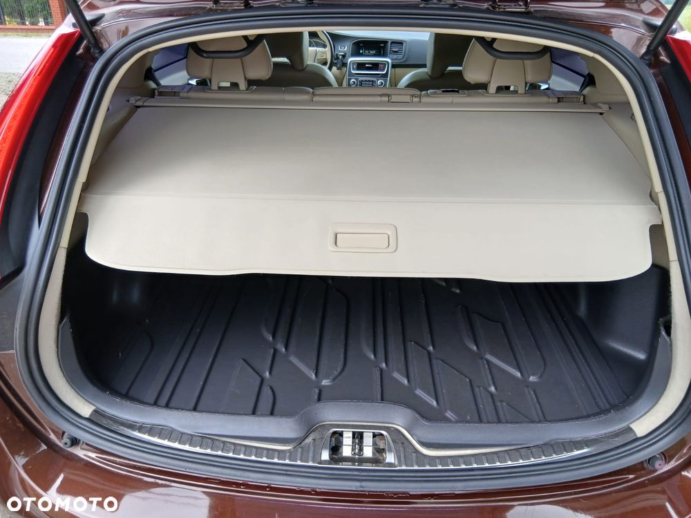 Volvo V60 Cross Country D3 Summum - 37