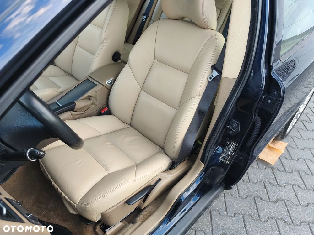Volvo S60 2.4 Summum - 21
