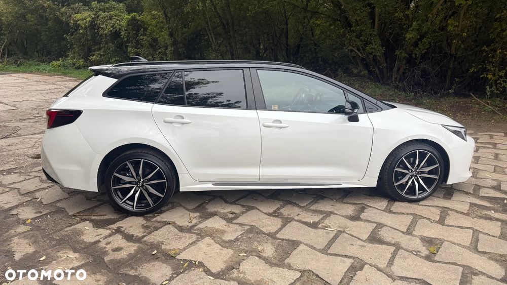 Toyota Corolla 2.0 Hybrid GR Sport - 12