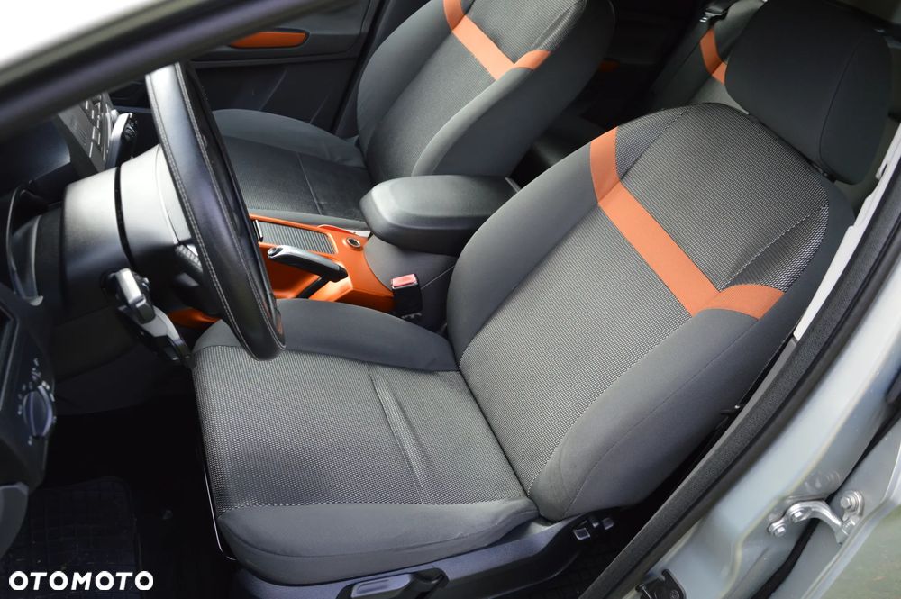 Ford Kuga - 20