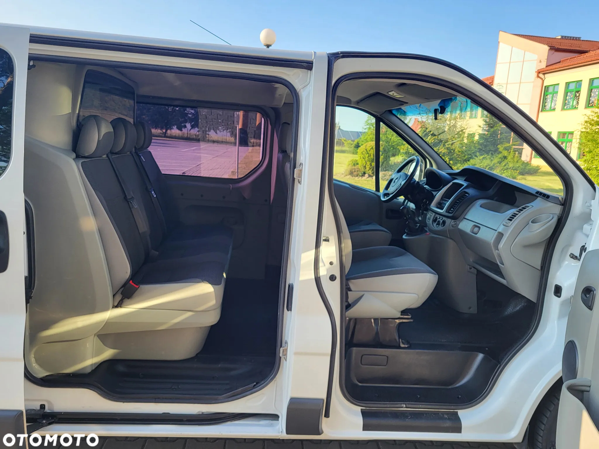 Opel Vivaro - 7