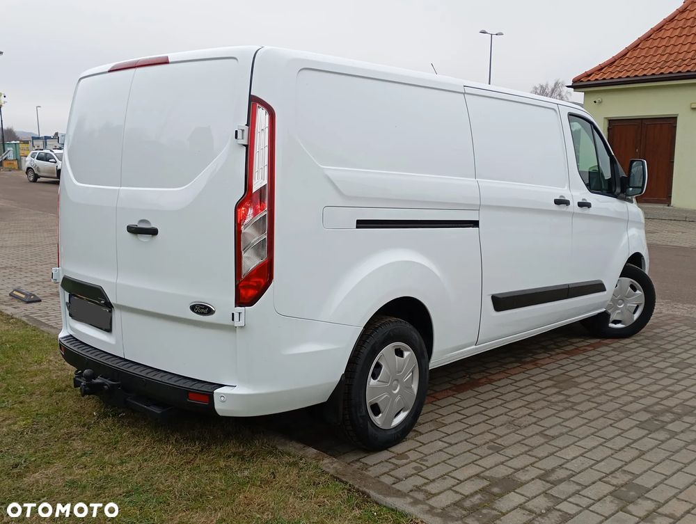 Ford Transit Custom L2H1 Long - 24