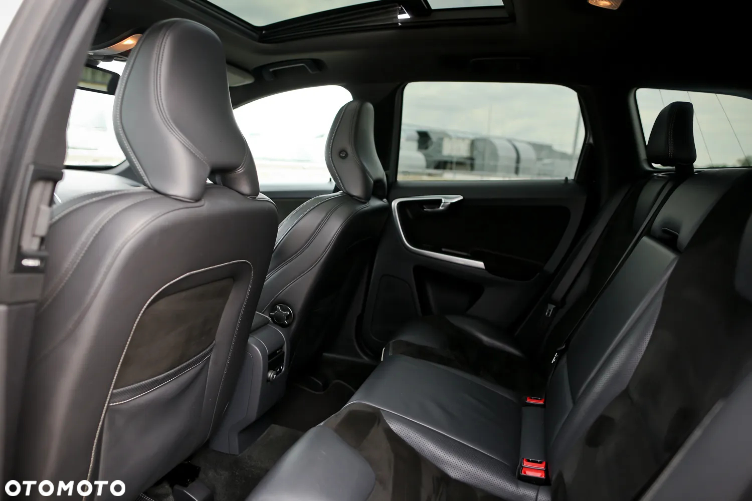 Volvo XC 60 D4 Geartronic Summum - 20