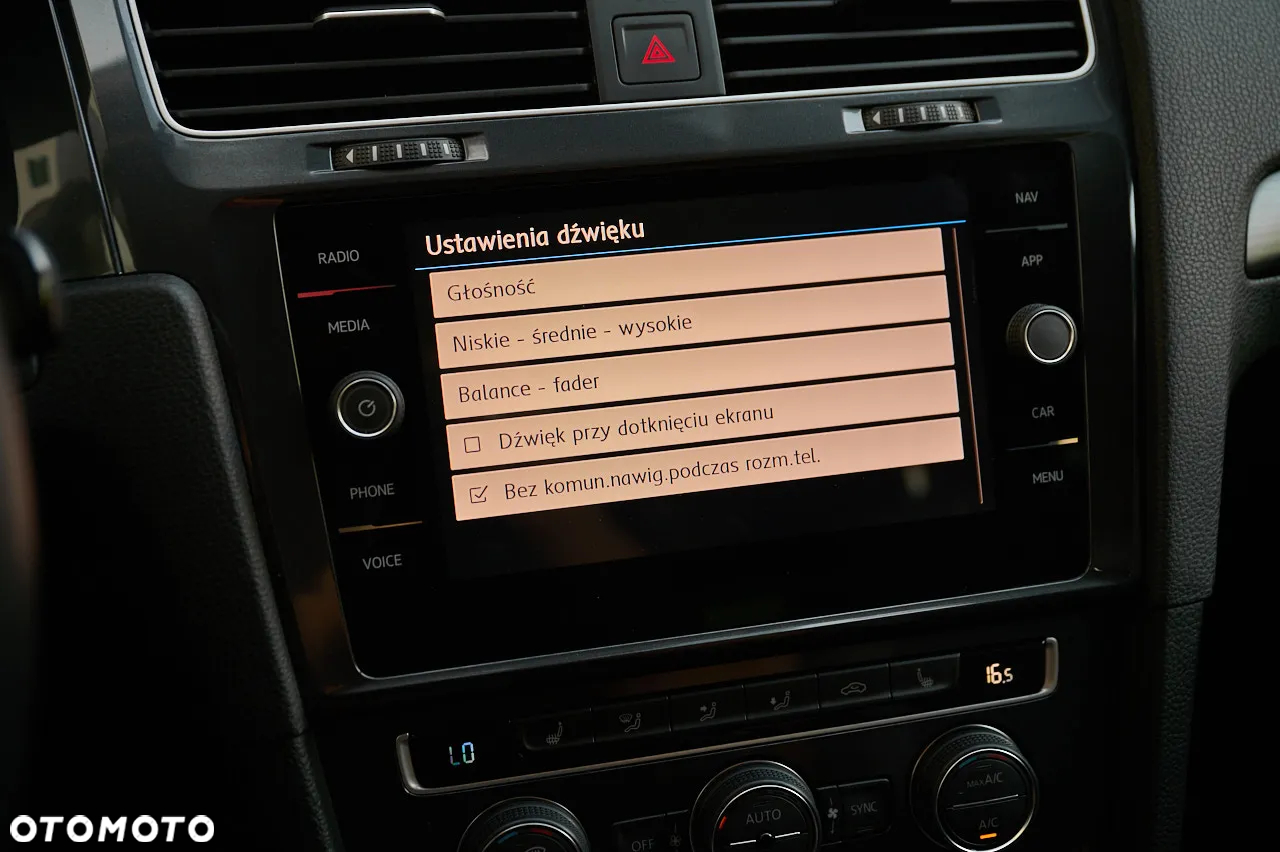 Volkswagen Golf VII 1.6 TDI BMT Highline - 36