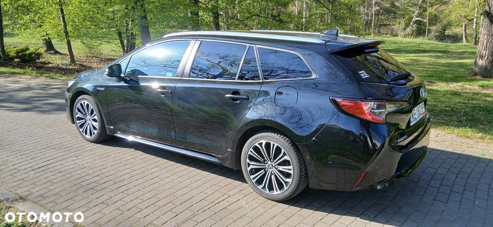 Toyota Corolla ver-2-0-hybrid-executive - 9