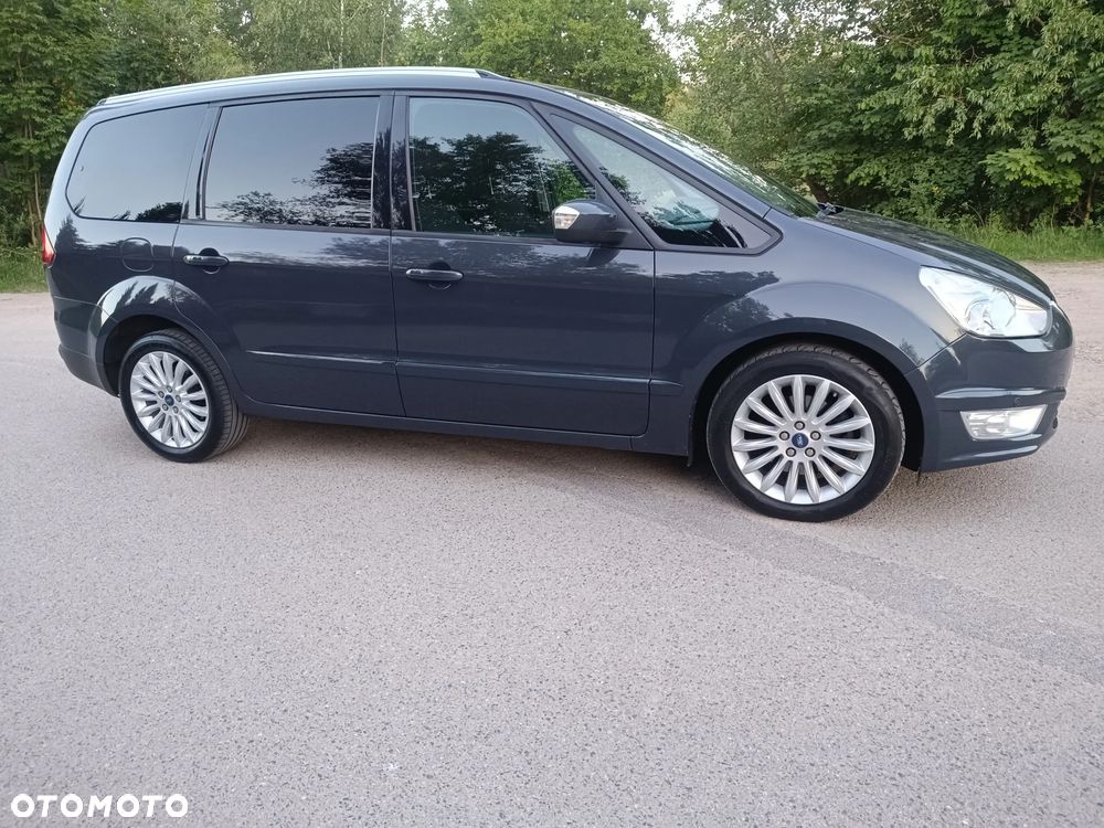 Ford Galaxy - 11
