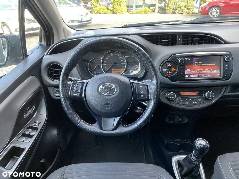 Toyota Yaris - 20