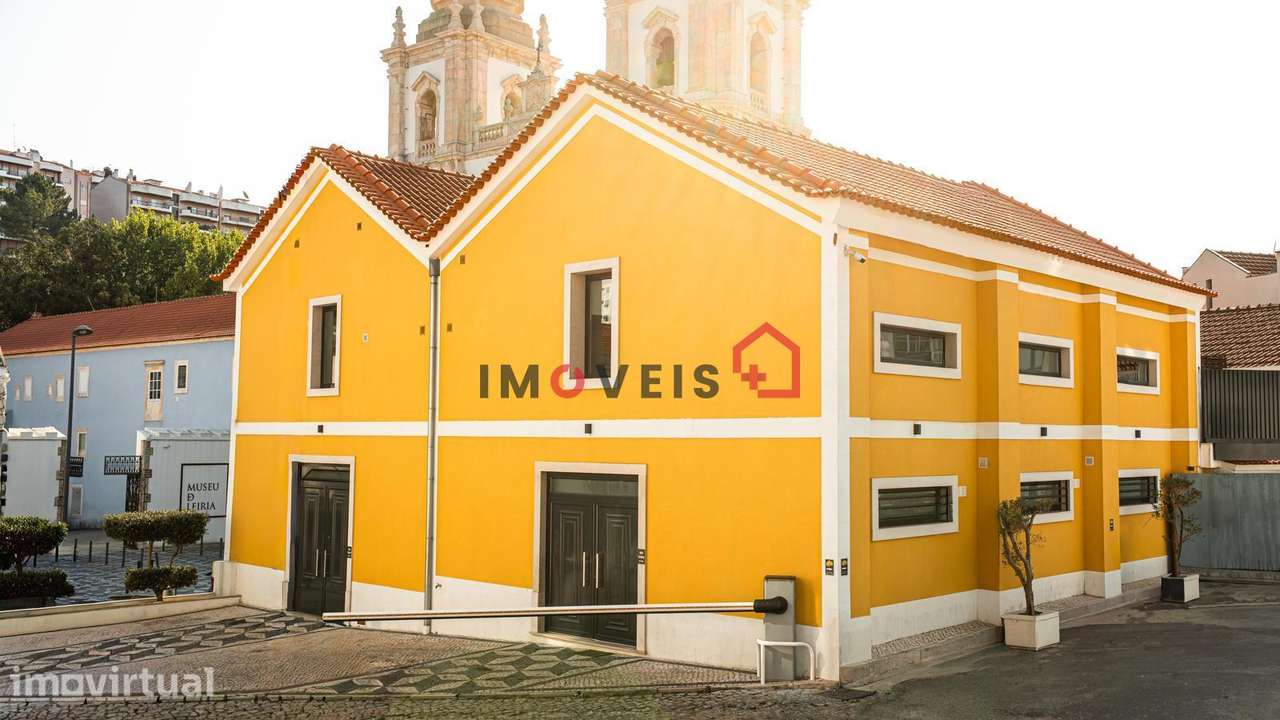 Edifício histórico convertido em 10 apartamentos - Grande imagem: 2/20