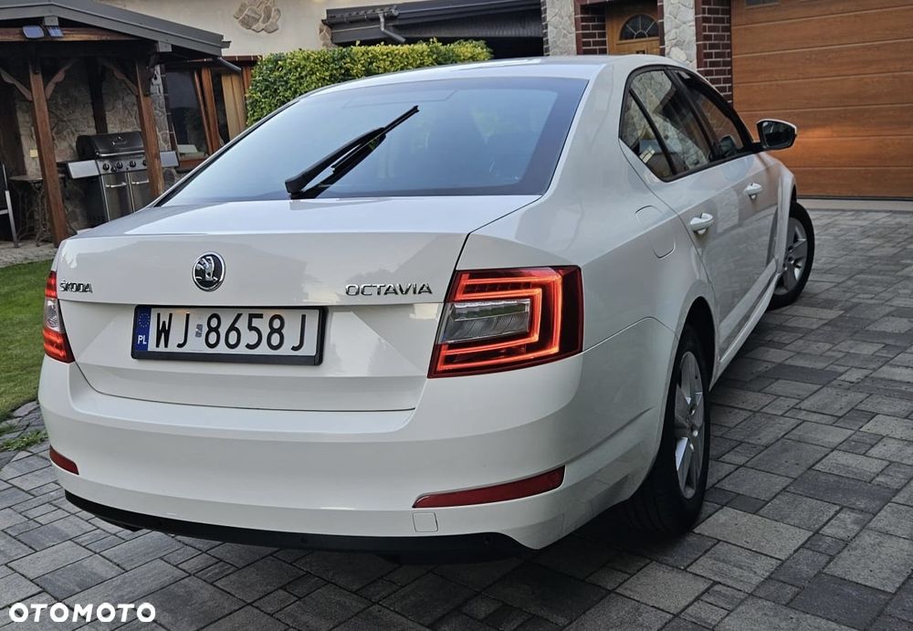 Skoda Octavia 1.6 TDI Ambition - 4