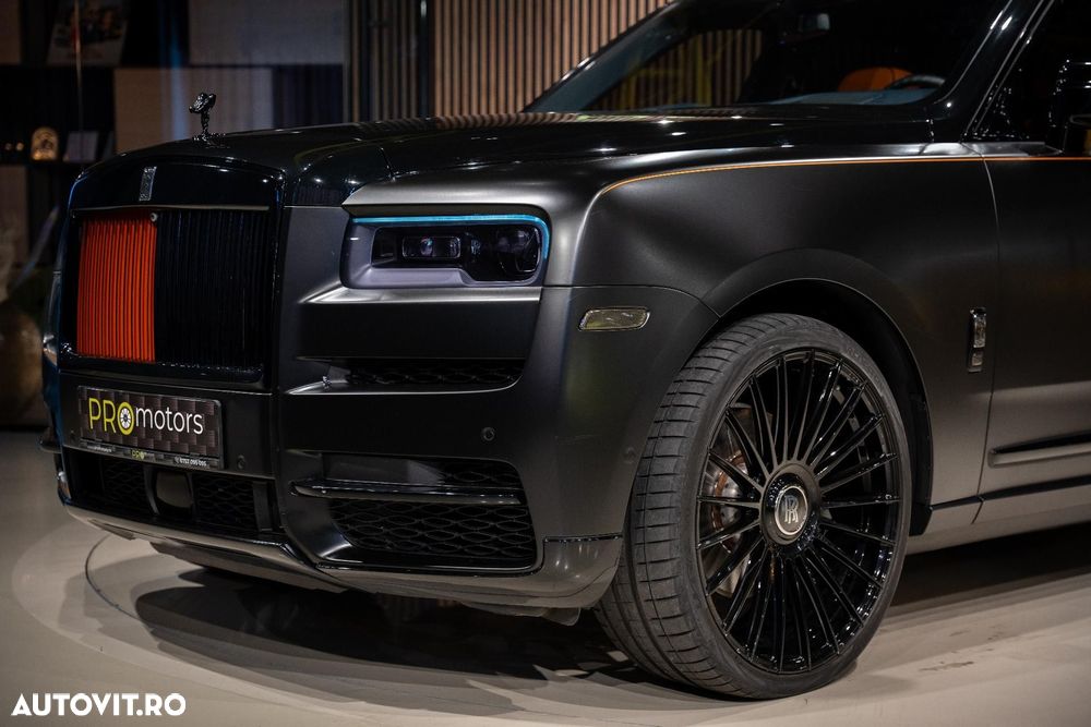 Rolls-Royce Cullinan - 32