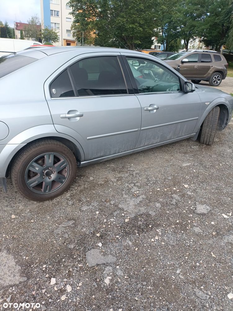 Ford Mondeo - 3