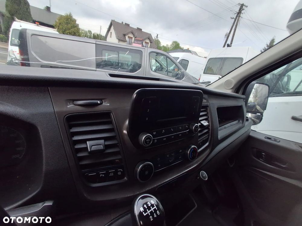 Ford Transit - 10