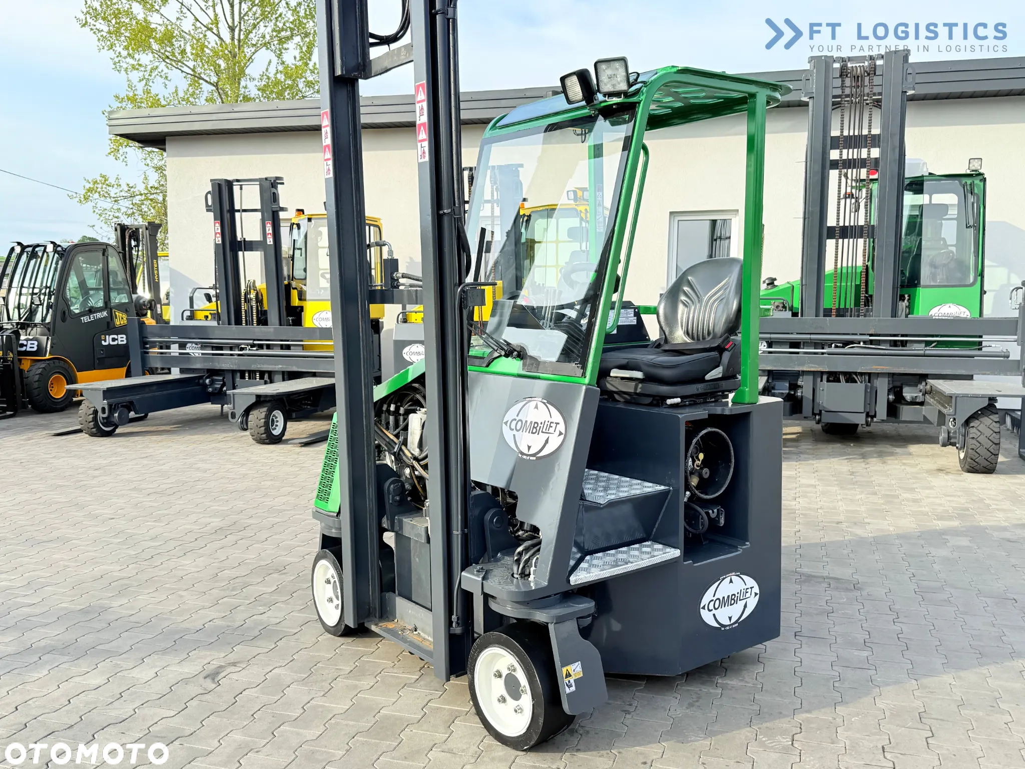 Combilift C3000CB / GAZ / TRIPLEX - 6500MM / WOLNY SKOK / POZYCJONER / PRZESUW BOCZNY / STAN IDEALNY - 30