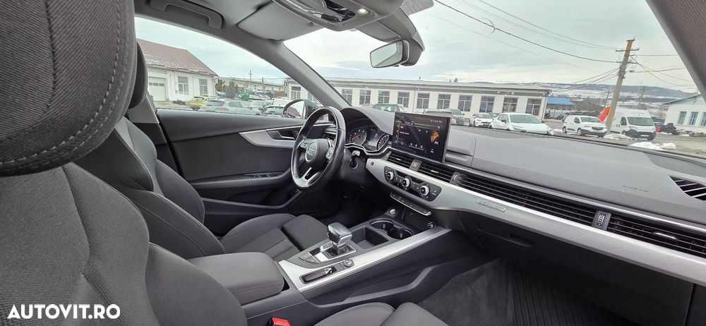 Audi A4 40 TDI quattro S tronic Advanced - 15