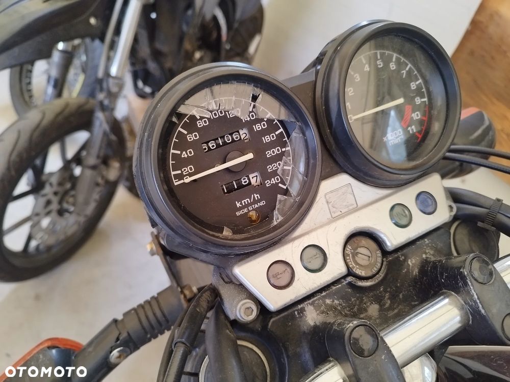 Honda CB - 10