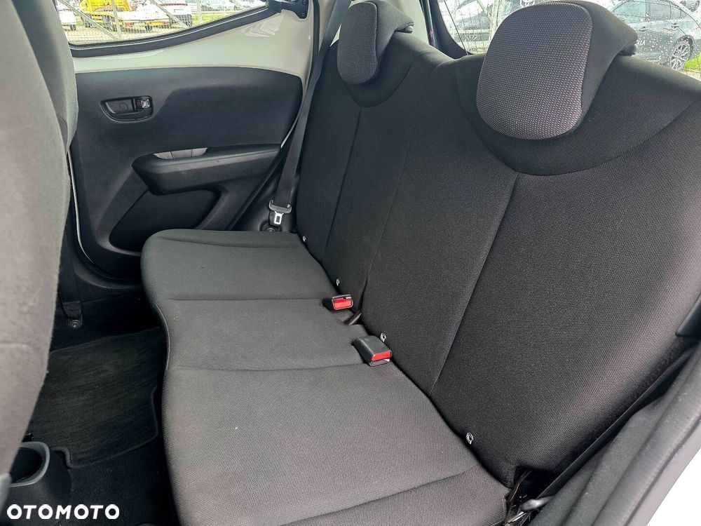 Toyota Aygo - 16