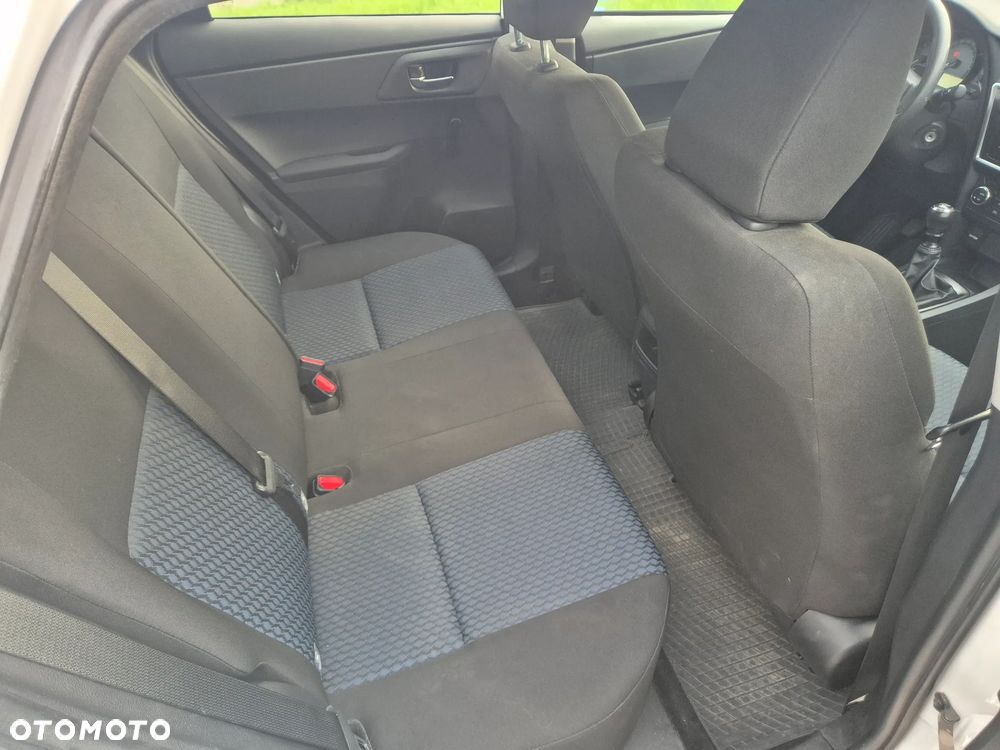 Toyota Auris 1.4 D-4D Active - 7
