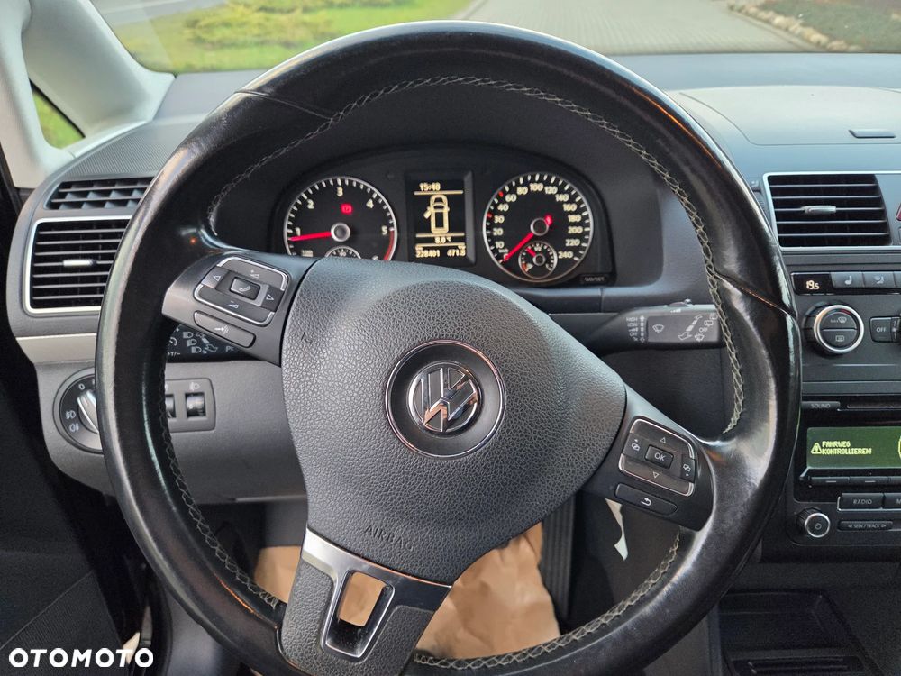 Volkswagen Touran 2.0 TDI DPF Life - 9