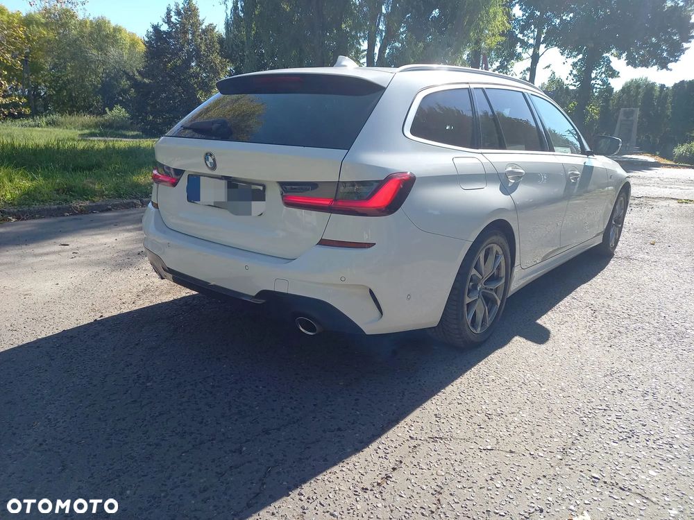 BMW Seria 3 320d M Sport Sport - 4