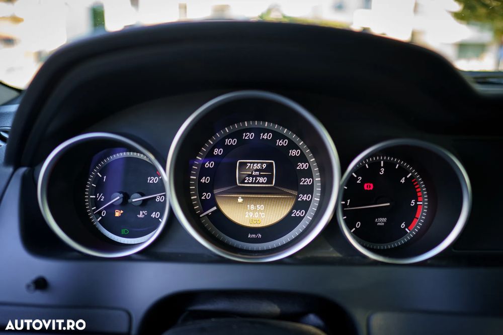 Mercedes-Benz C 220 CDI - 17