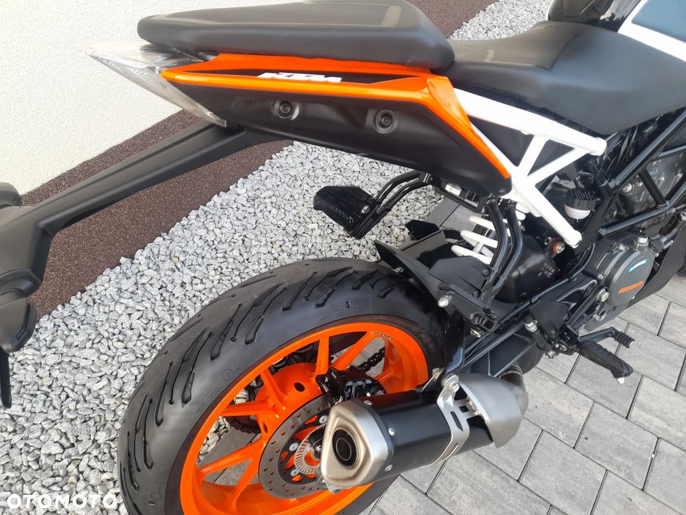 KTM Duke - 10