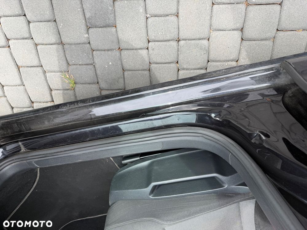 Volkswagen Golf - 8