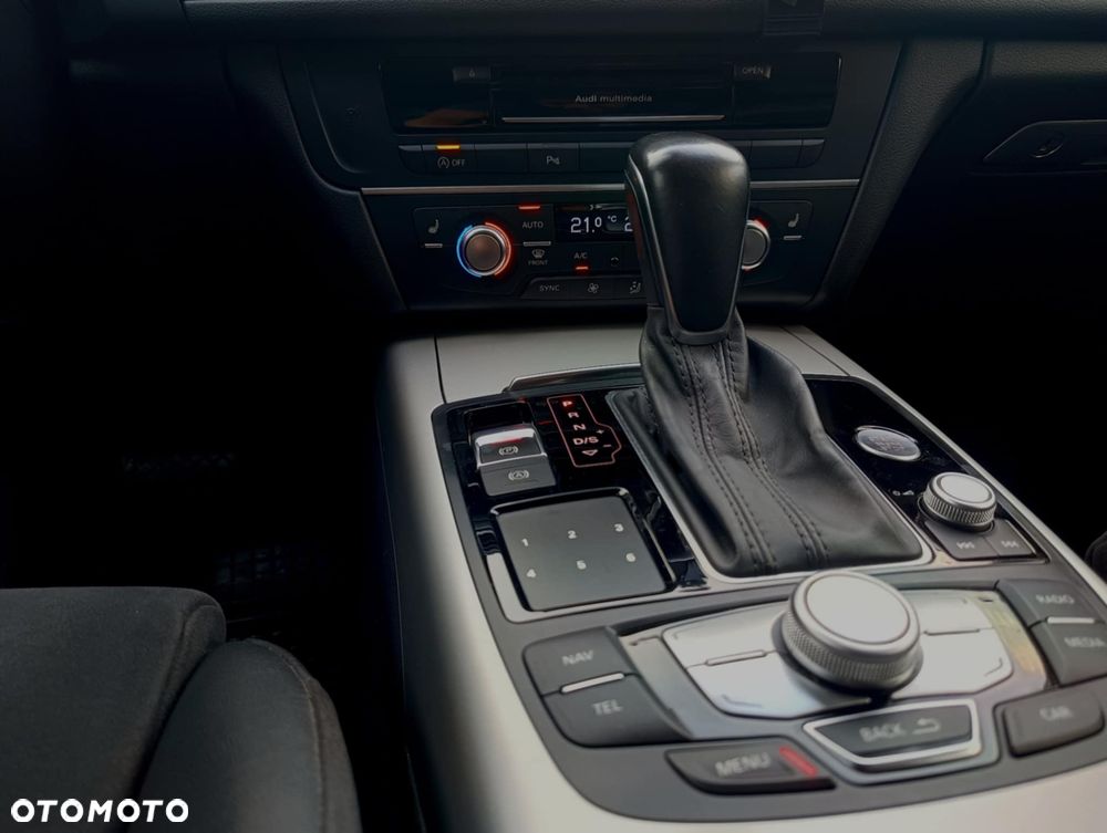 Audi A6 Avant 2.0 TDI Ultra S tronic - 10
