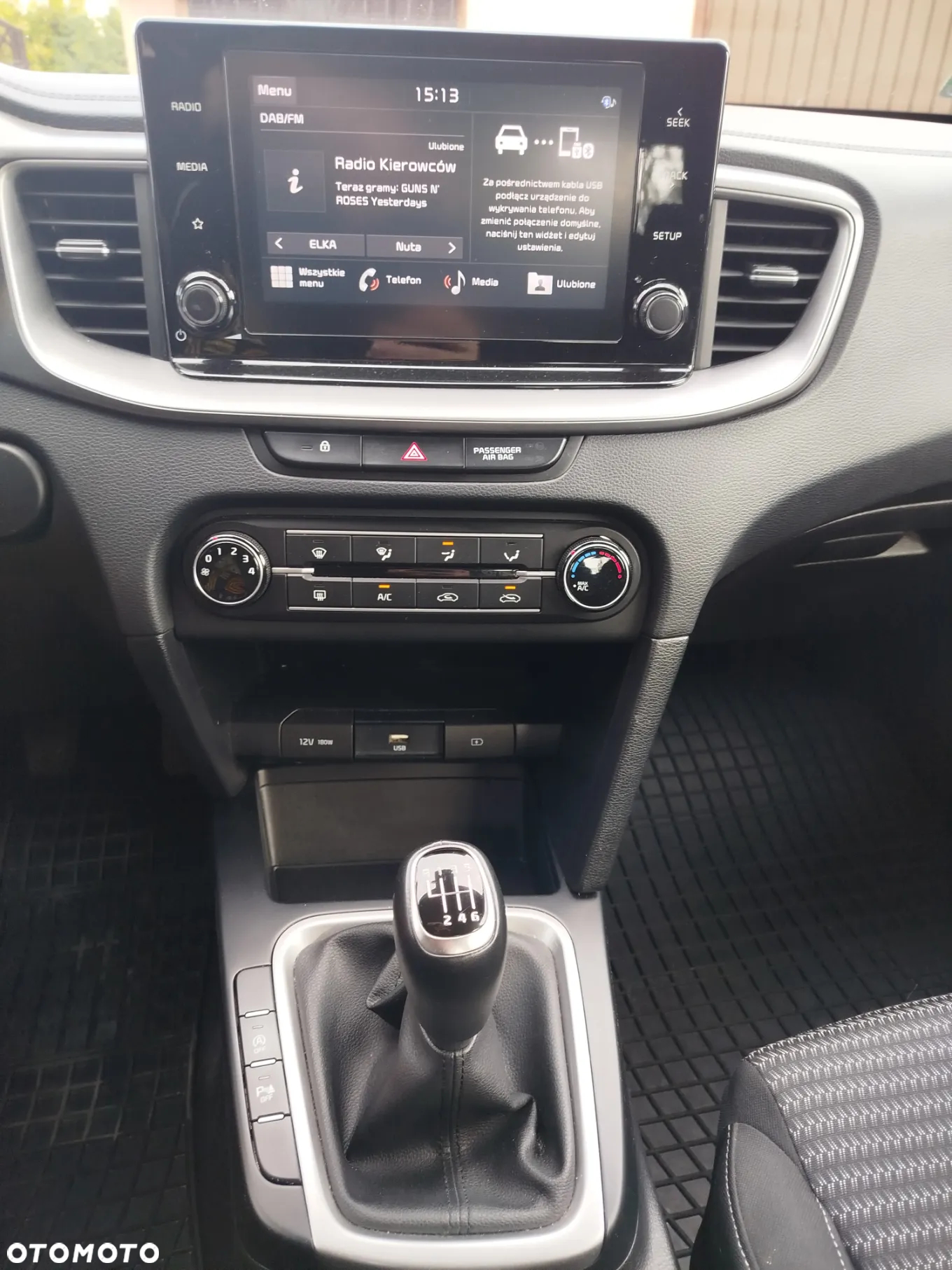 Kia XCeed 1.0 T-GDI M - 24