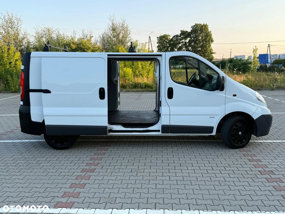 Opel VIVARO - 13