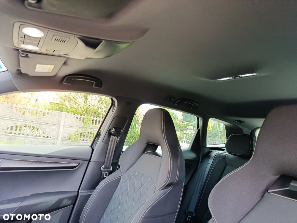 Skoda Karoq 1.5 TSI ACT 4x4 DSG Sportline - 39