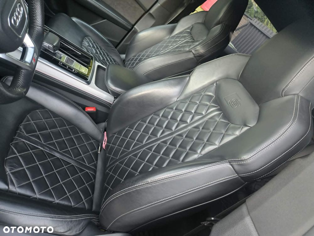 Audi Q8 - 6