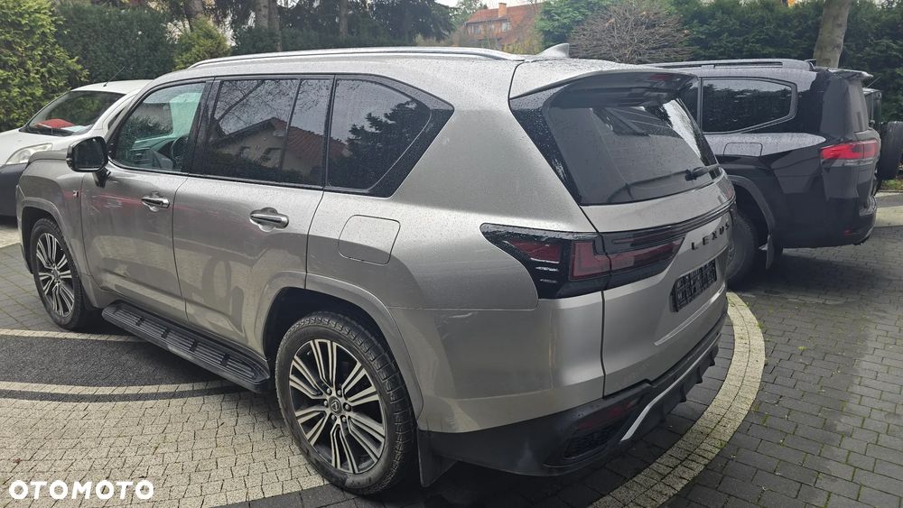 Lexus LX - 28