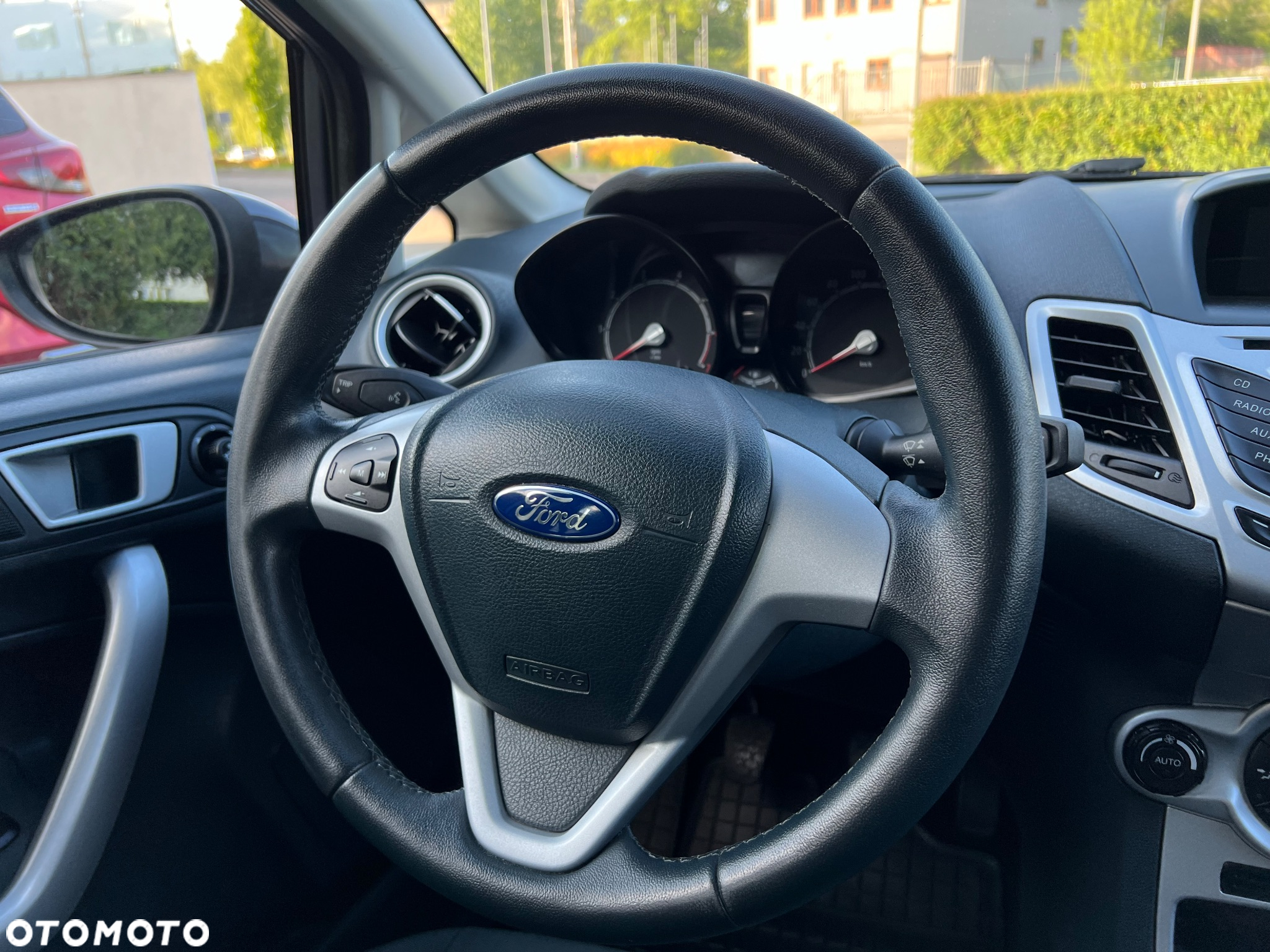 Ford Fiesta 1.25 Champions Edition - 24