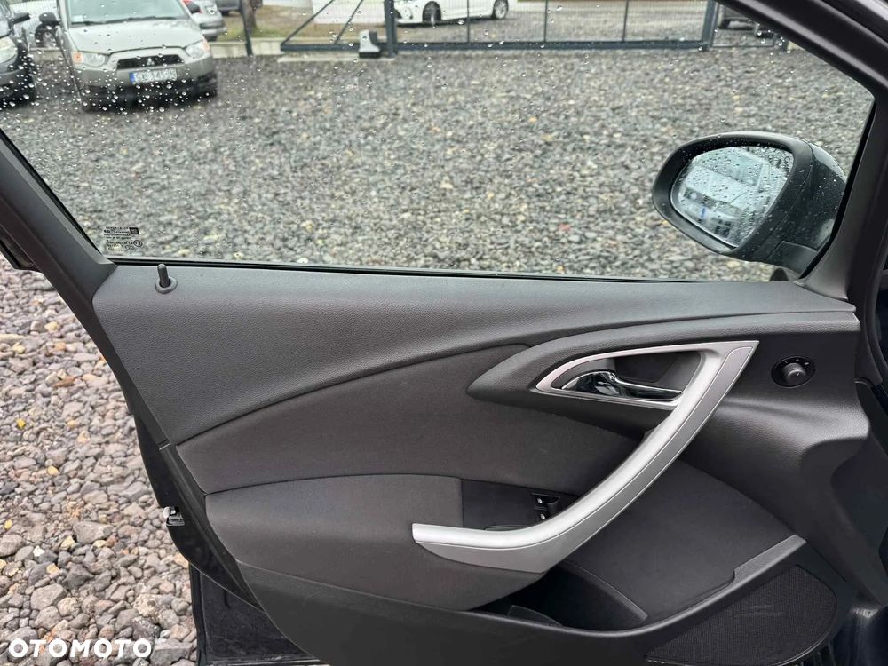 Opel Astra 1.7 CDTI Cosmo - 18