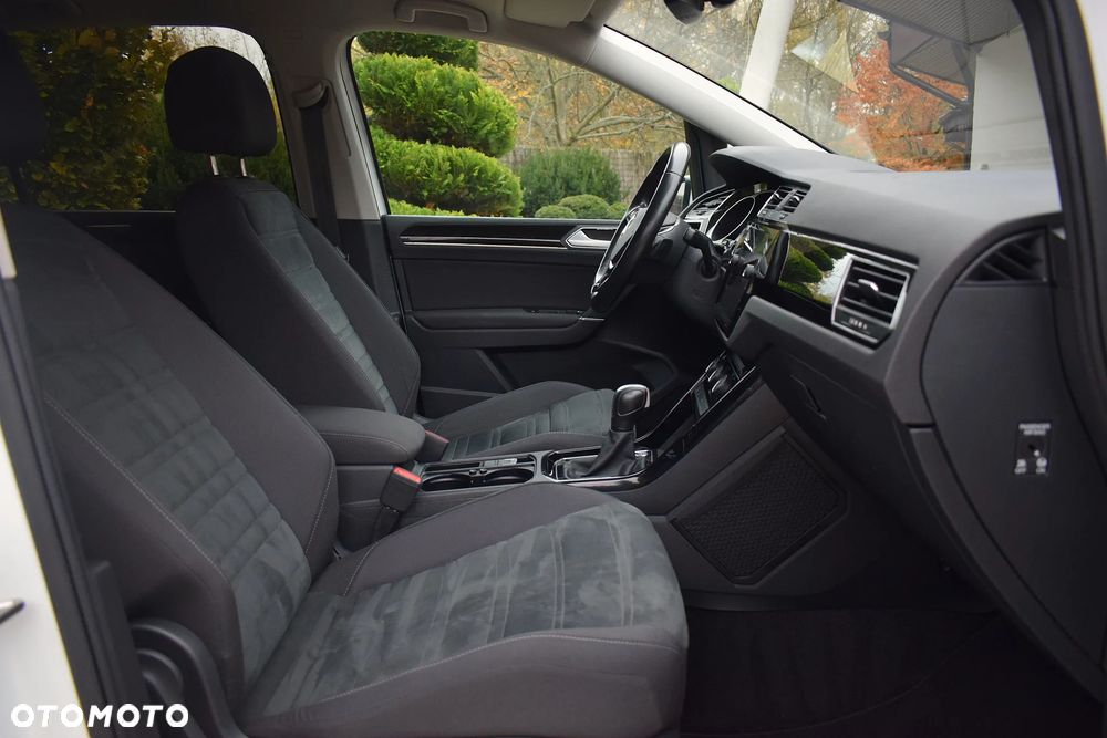 Volkswagen Touran 2.0 TDI BMT Highline DSG - 10