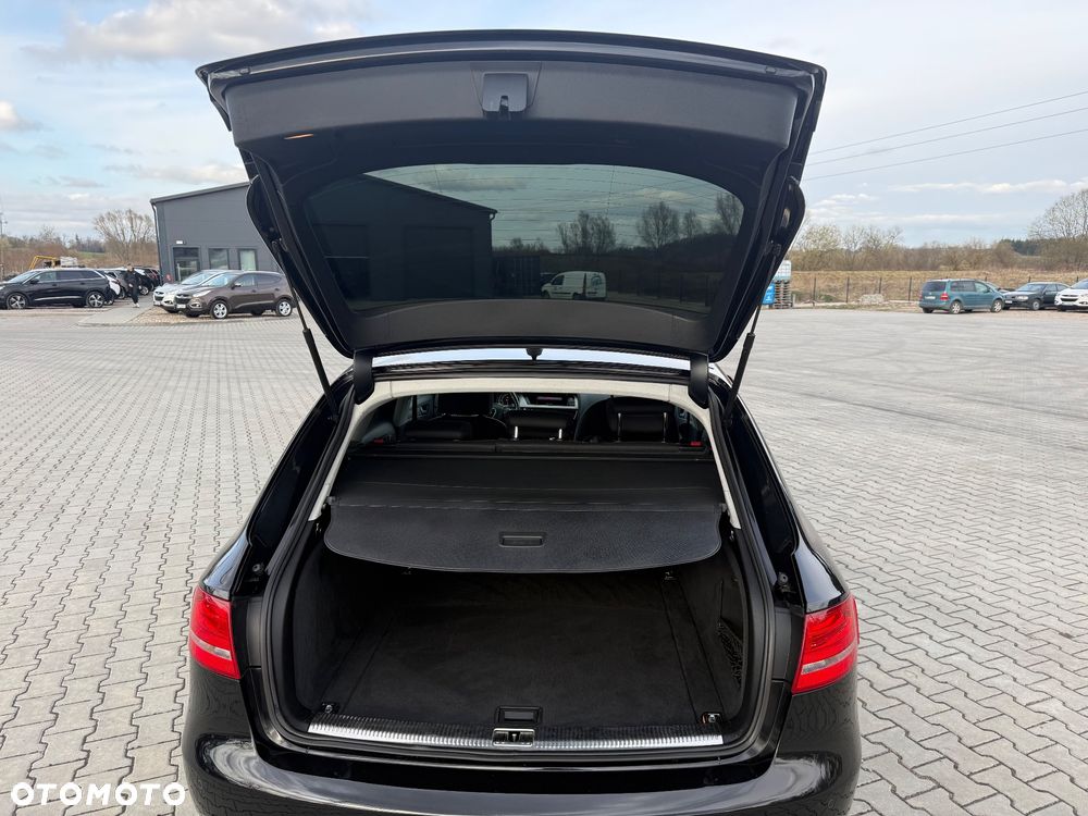 Audi A4 Avant 2.0 TDI Limited Edition - 8