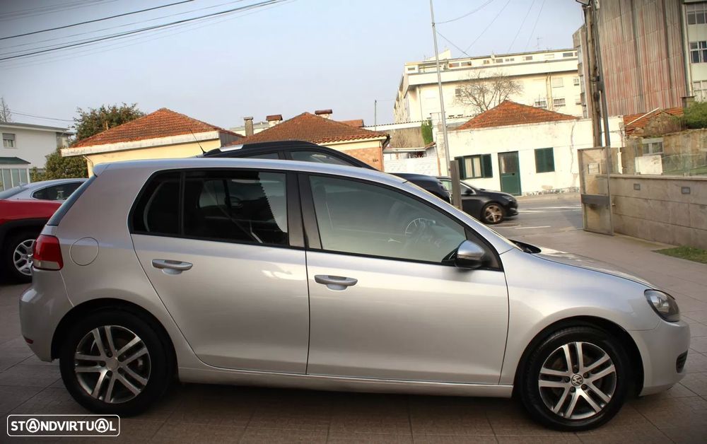 VW Golf 1.6 TDi Highline - 5