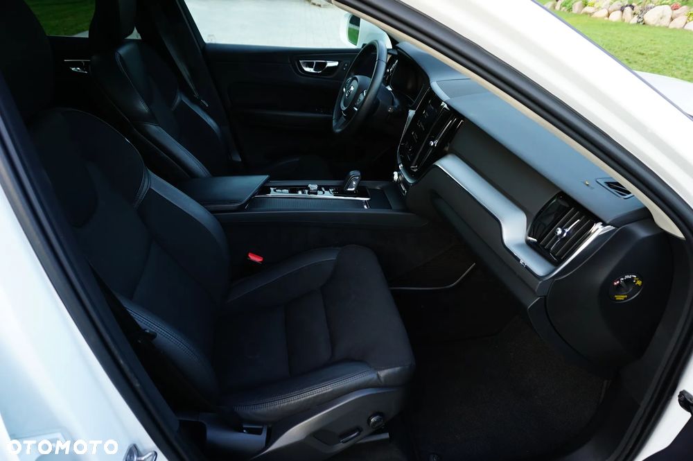 Volvo XC 60 - 25