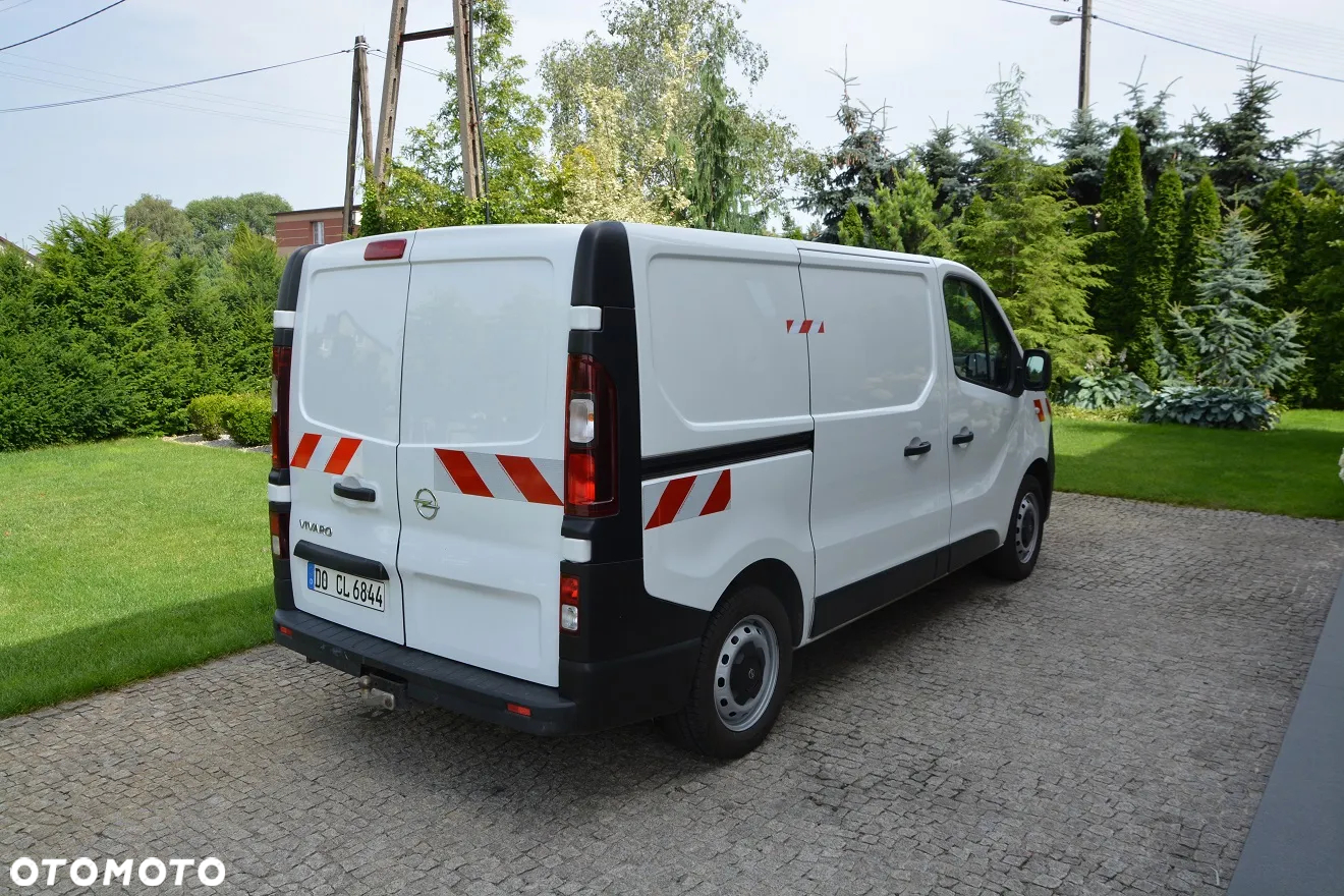 Opel VIVARO - 2