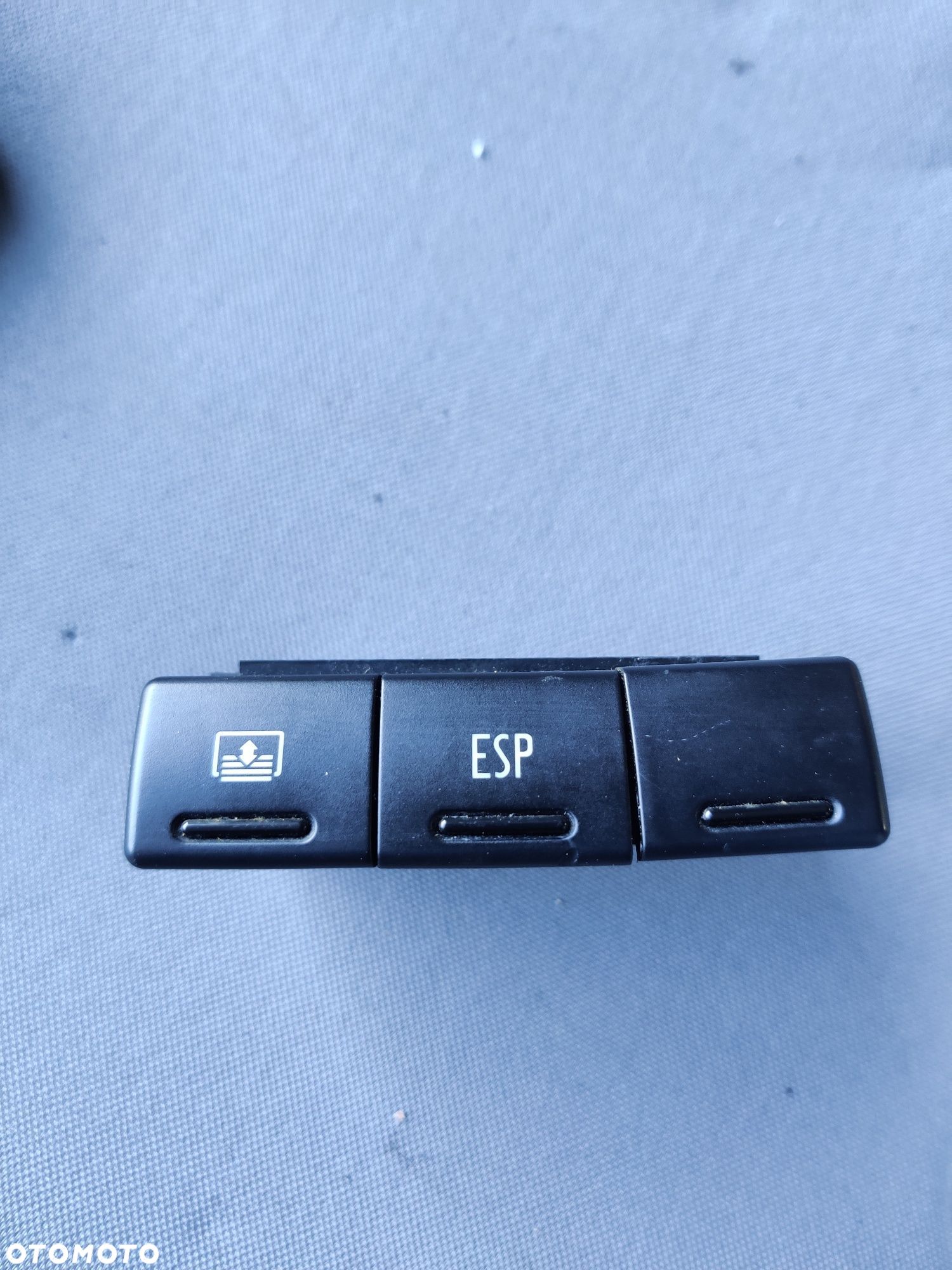 Włącznik przełącznik napędu rolety Audi A6 S6 C5 - 1