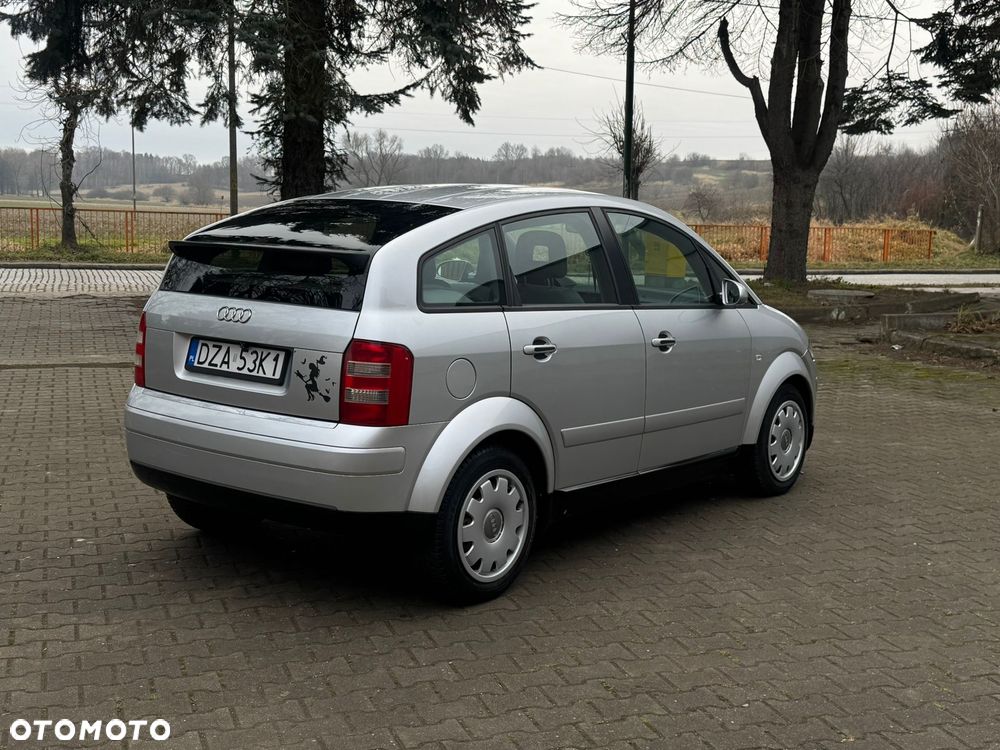 Audi A2 1.6 - 4