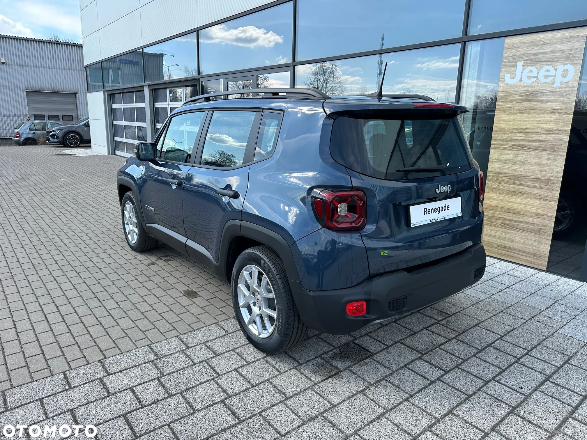 Jeep Renegade 1.5 T4 mHEV Altitude FWD S&S DCT - 4