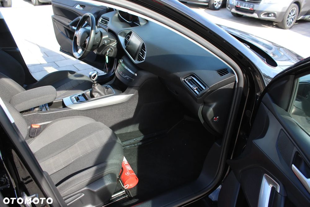 Peugeot 308 e-HDi FAP 115 Stop&Start Business Line Niveau 2 - 27
