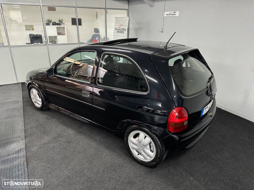 Opel Corsa 1.5 TD Sport - 19