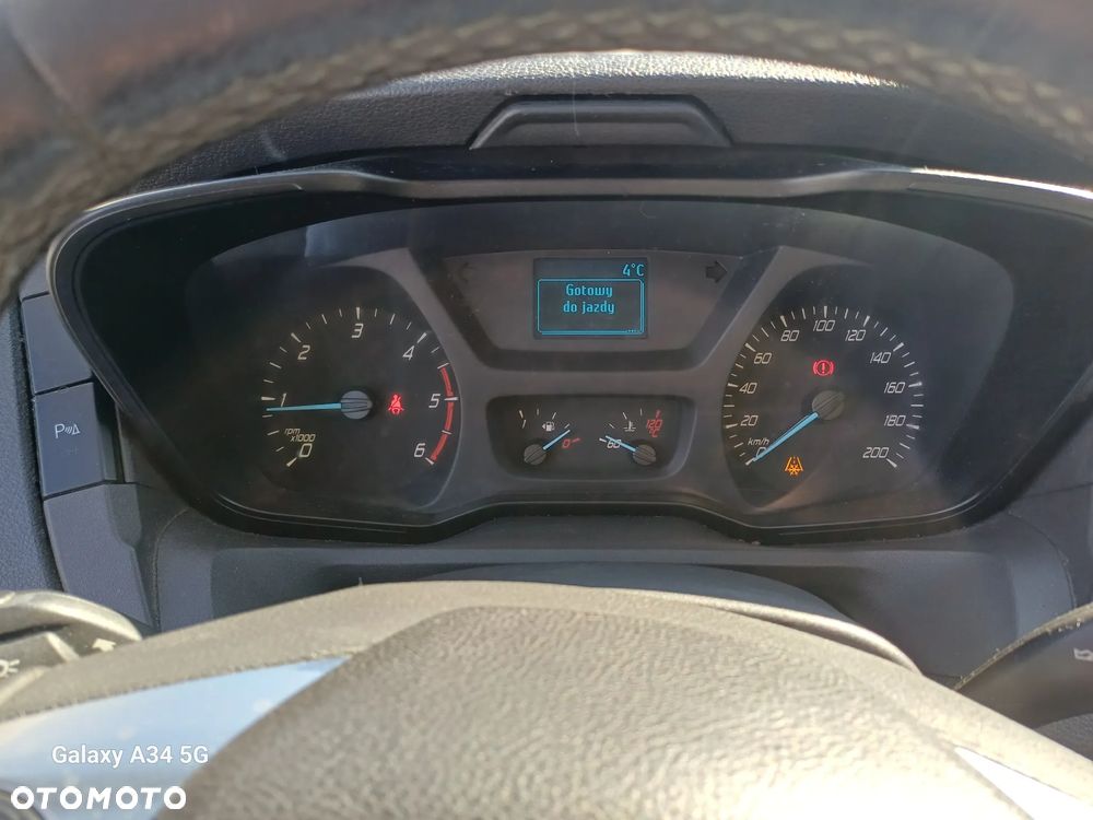 Ford Transit - 15