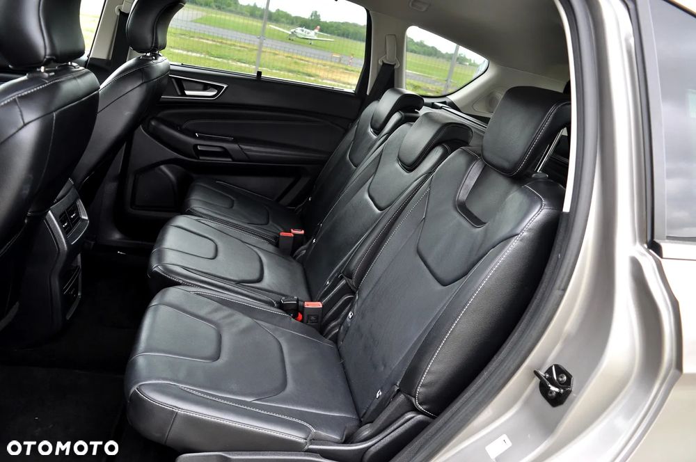 Ford S-Max - 24