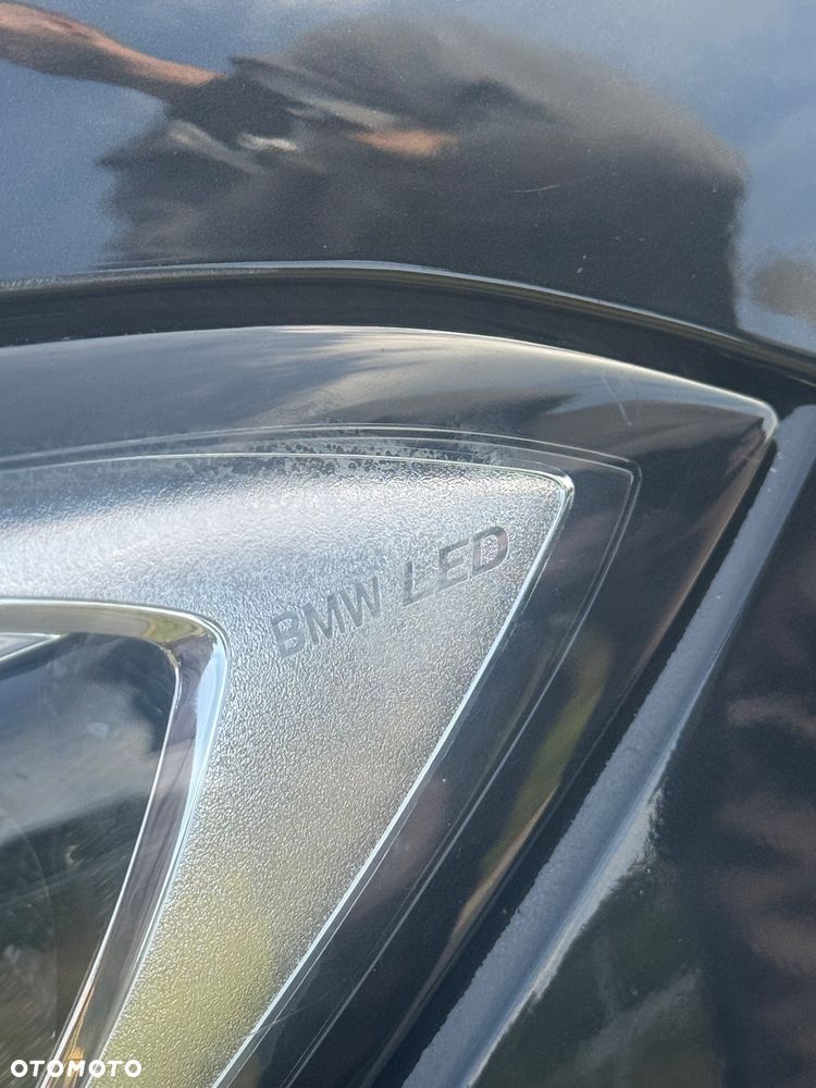 BMW Seria 3 330i M Sport - 17