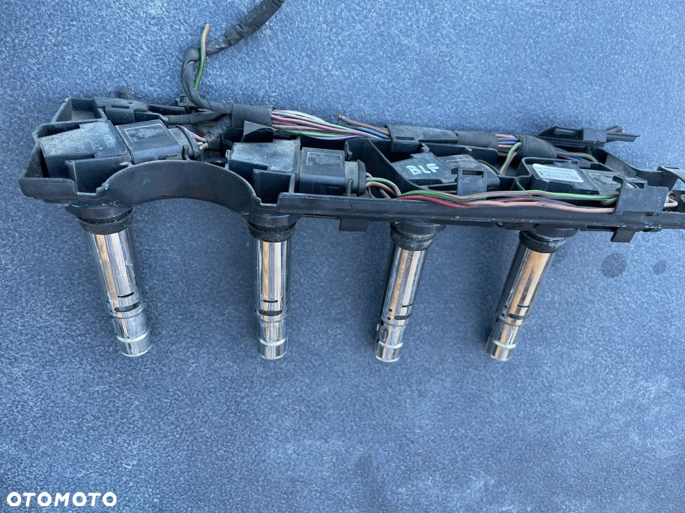 AUDI A3 VW GOLF V 1,6 FSI wtrysk paliwa kolektor cewka PRZEPUSTNICA kolektor ssący - 2